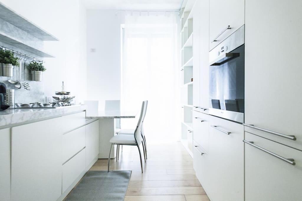 Charming Home Near Duomo Μιλάνο Εξωτερικό φωτογραφία